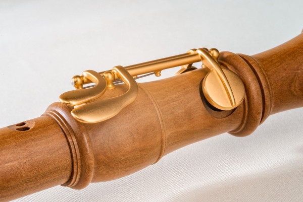 Denner Comfort-Tenor c', Birnbaum, barocke Griffweise mit Doppelloch mit 4 Klappen (B-Ware)