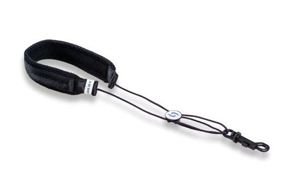 Neck strap for tenor recorder